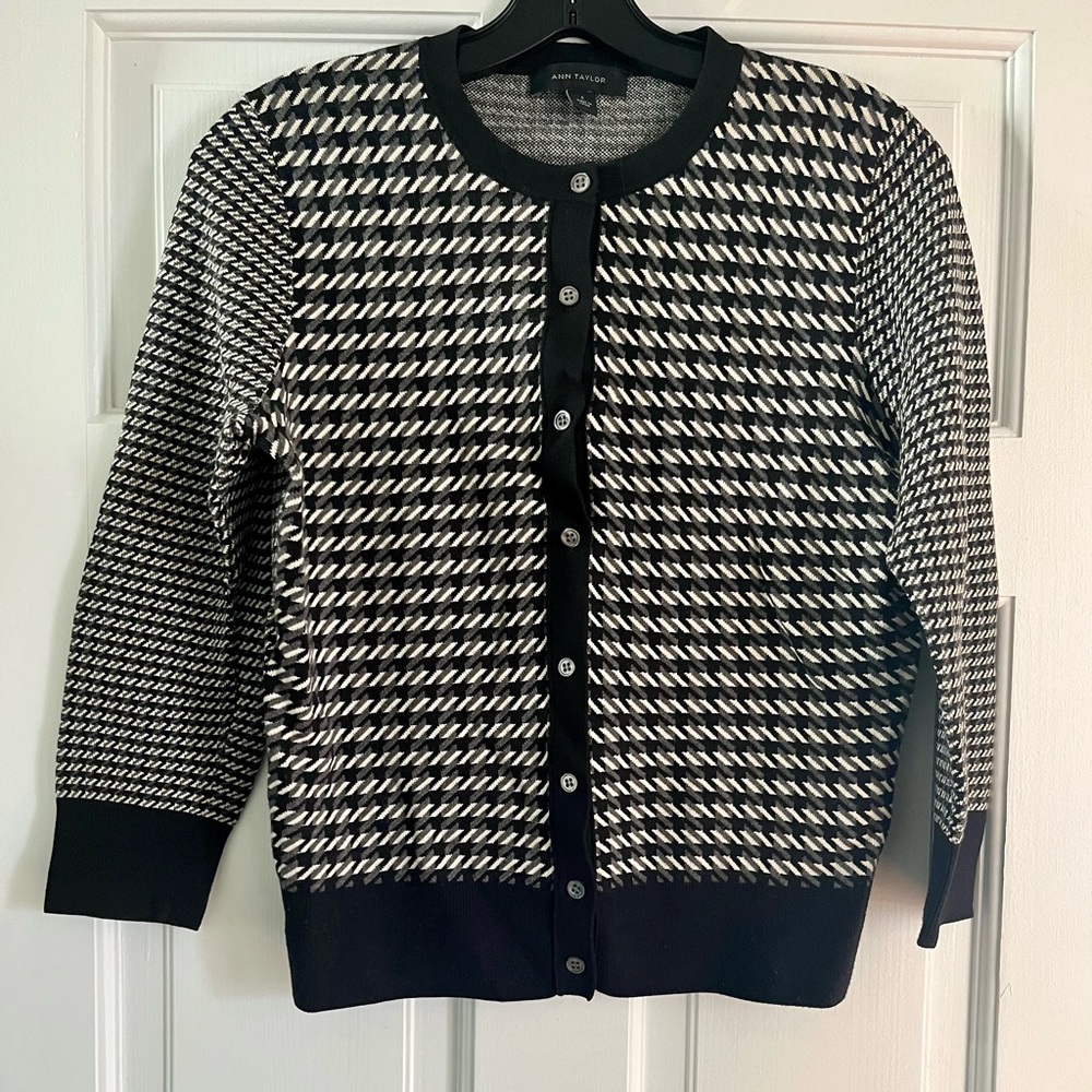 Ann Taylor Cardigan, S